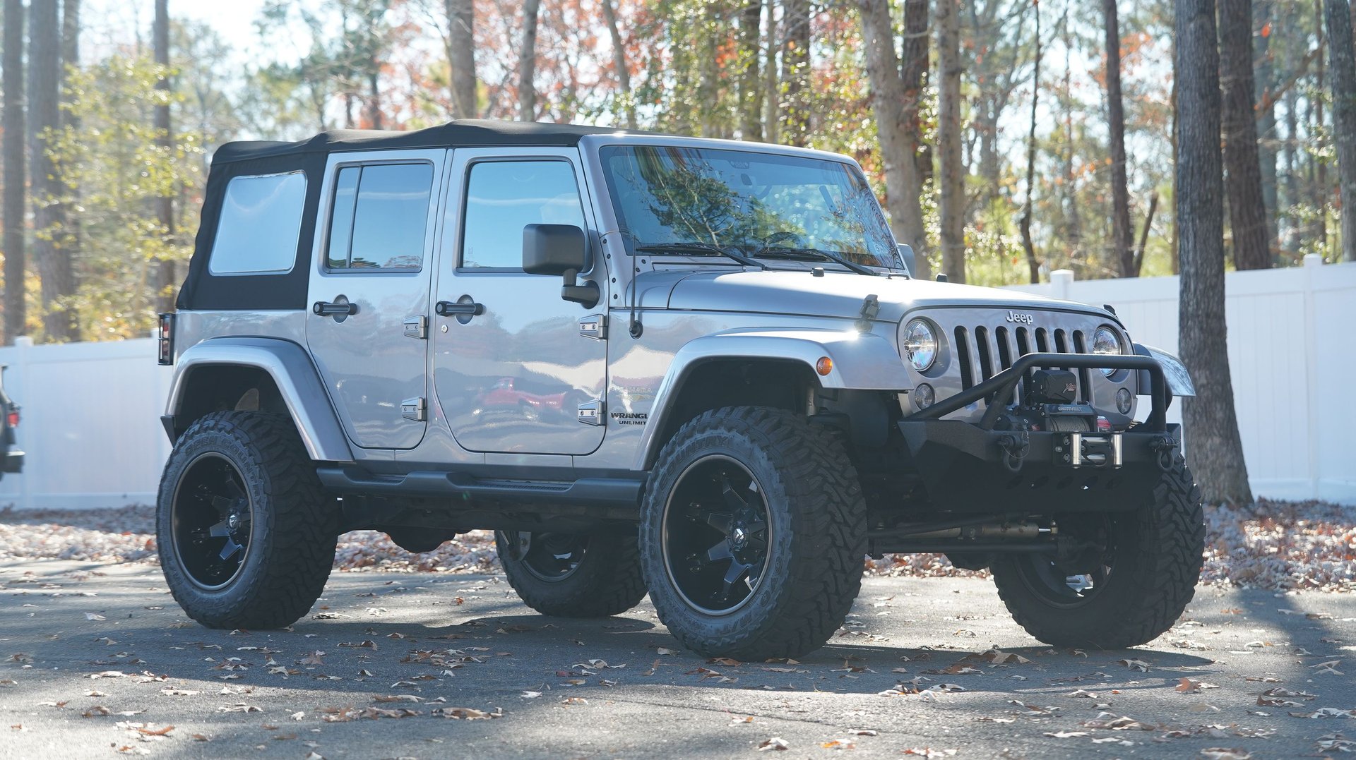 50312 | 2014 Jeep Wrangler Unlimited 4WD 4dr Sahara | Davis Autosports