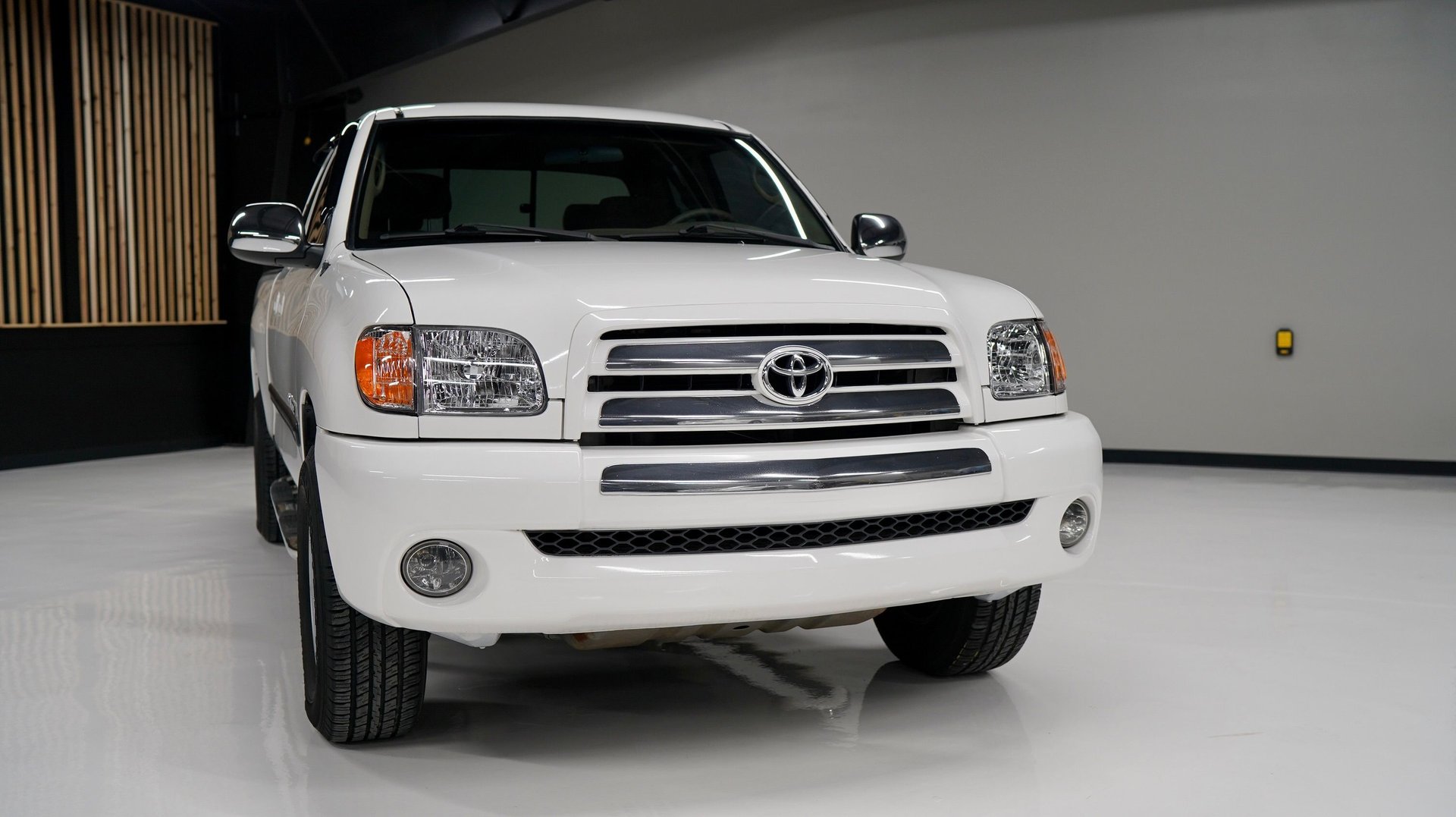 759055 | 2003 Toyota Tundra ACCESS CAB SR5 - 1 OWNER  | Davis Autosports