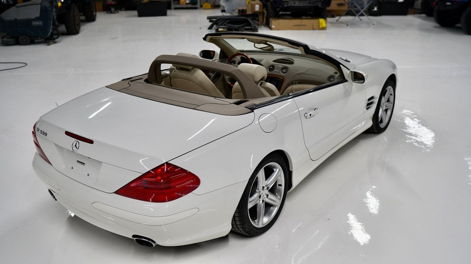 759062 | 2004 Mercedes-Benz SL-Class 2dr Roadster 5.0L | Davis Autosports