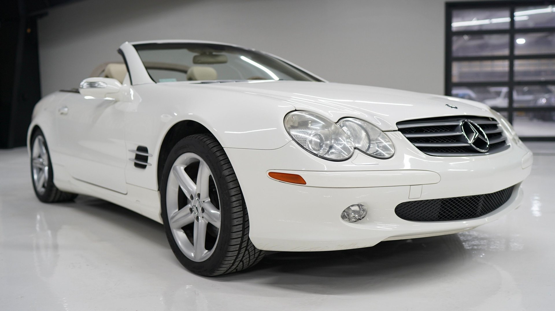 759062 | 2004 Mercedes-Benz SL-Class 2dr Roadster 5.0L | Davis Autosports