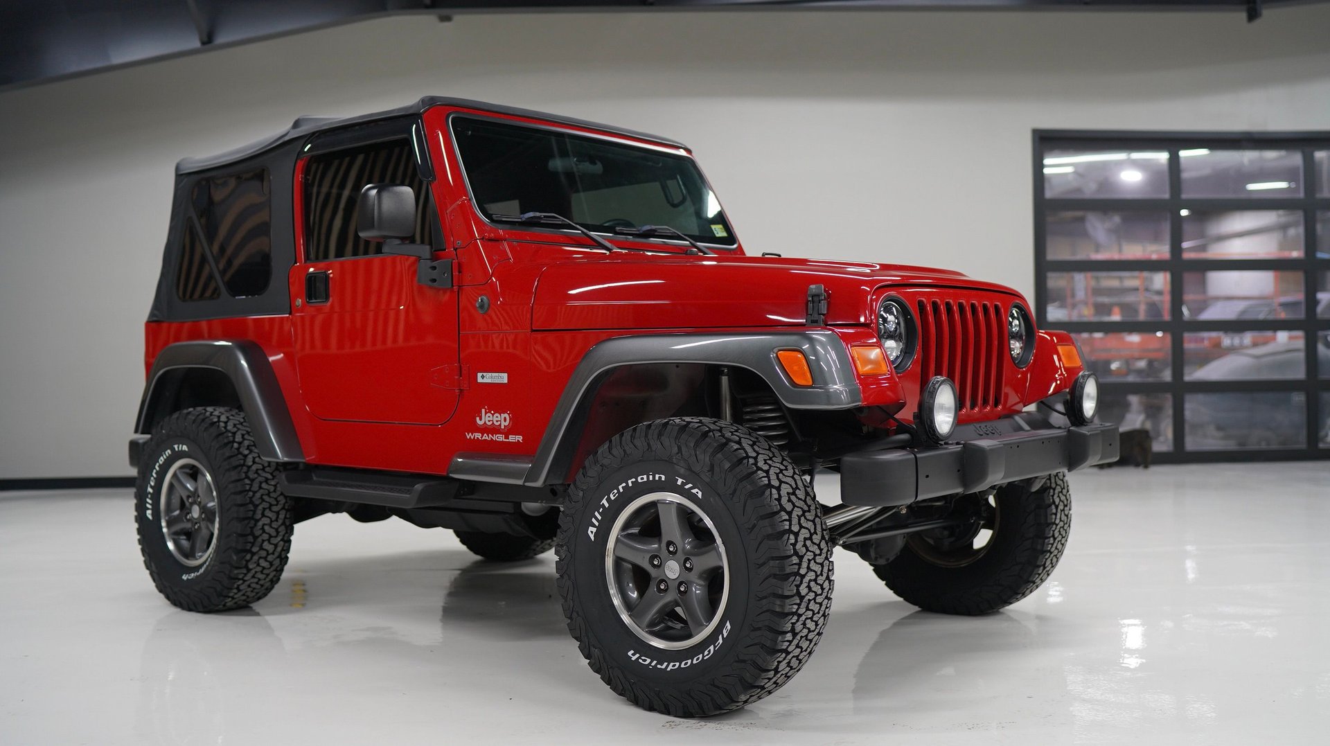 759065 | 2004 Jeep Wrangler Columbia Edition  | Davis Autosports