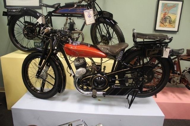 1927 SCHUTOFF MOTORCYCLE