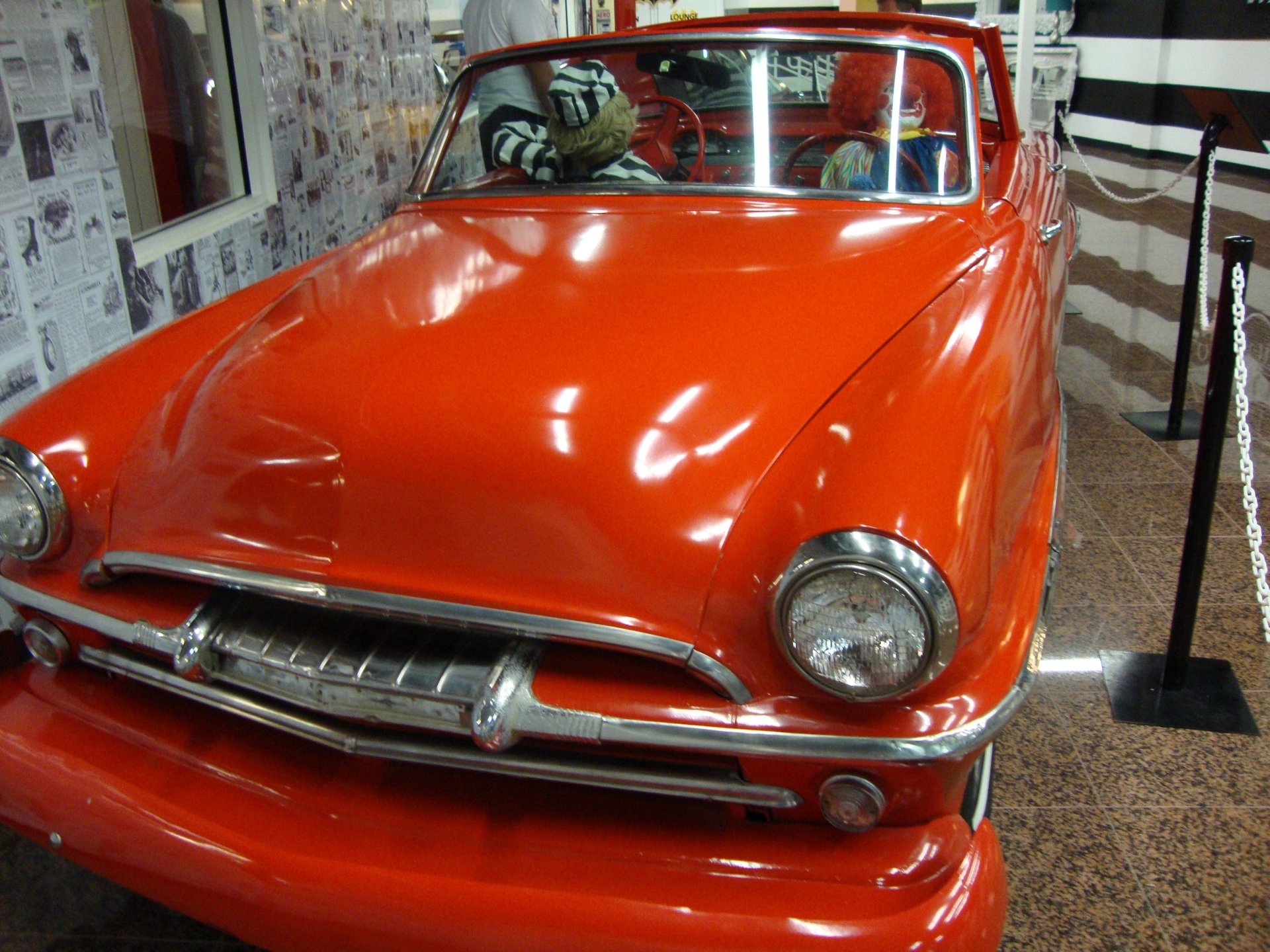 1954 Plymouth DELUXE (DOUBLE FRONT CAR)