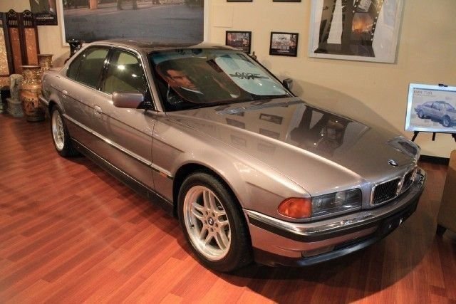 1995 BMW 750i