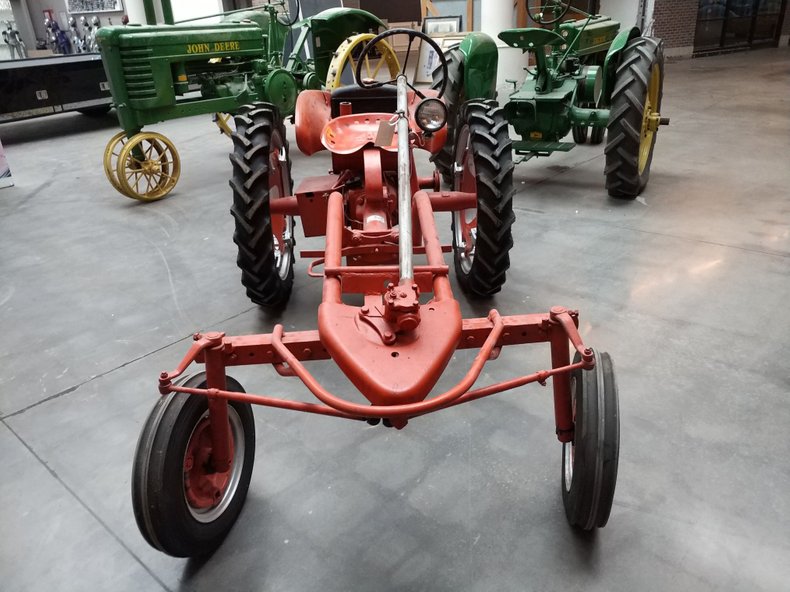 1948 Allis Chalmers Tractor Model G
