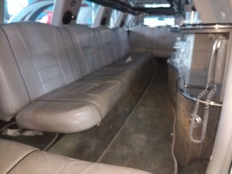 1999 Lincoln Town Car Limo
