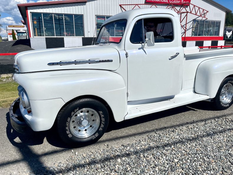 1951 Ford F-1 36