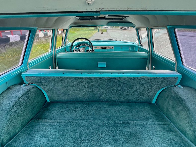 1957 Ford Country sedan 9