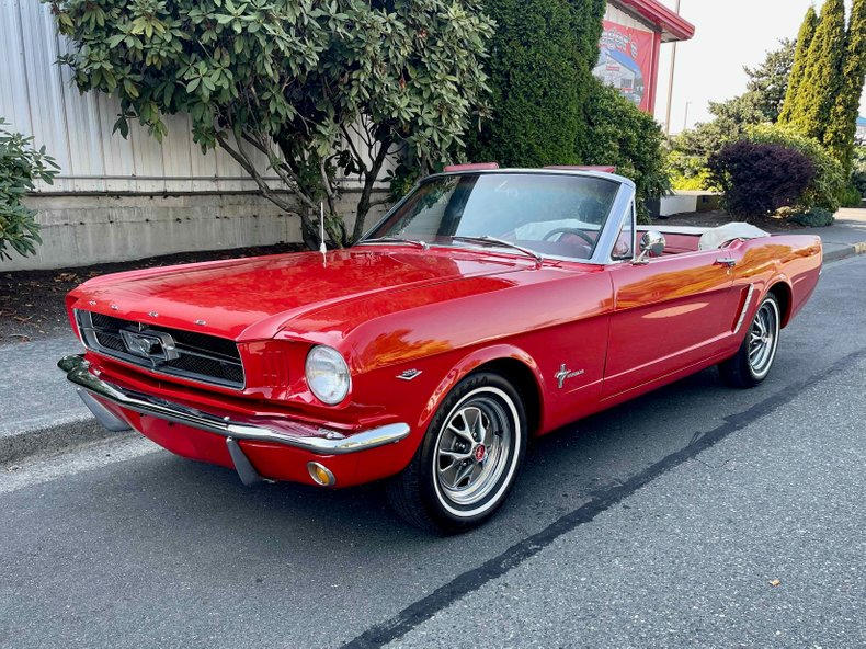1964 Ford Mustang 2