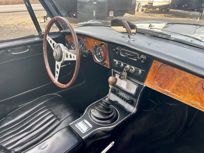1967 Austin-Healey 3000 28