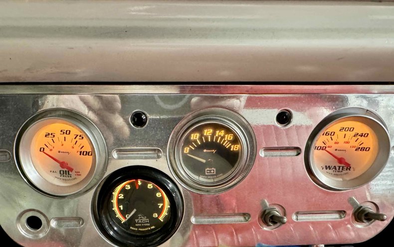 1961 Chevrolet Corvair 30