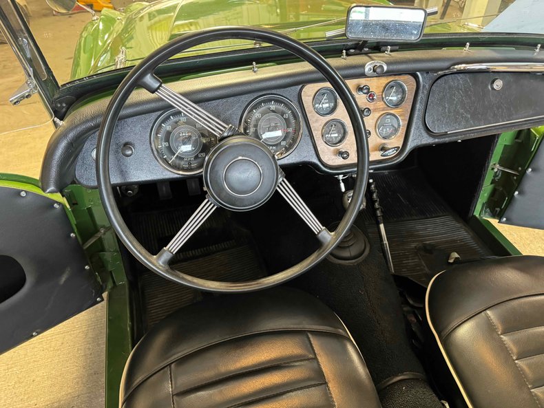1962 Triumph TR3 26