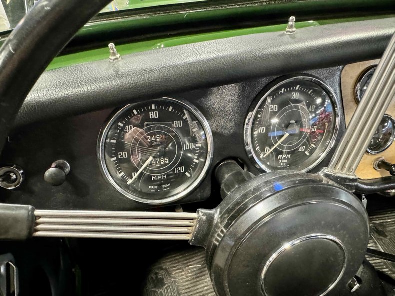 1962 Triumph TR3 34