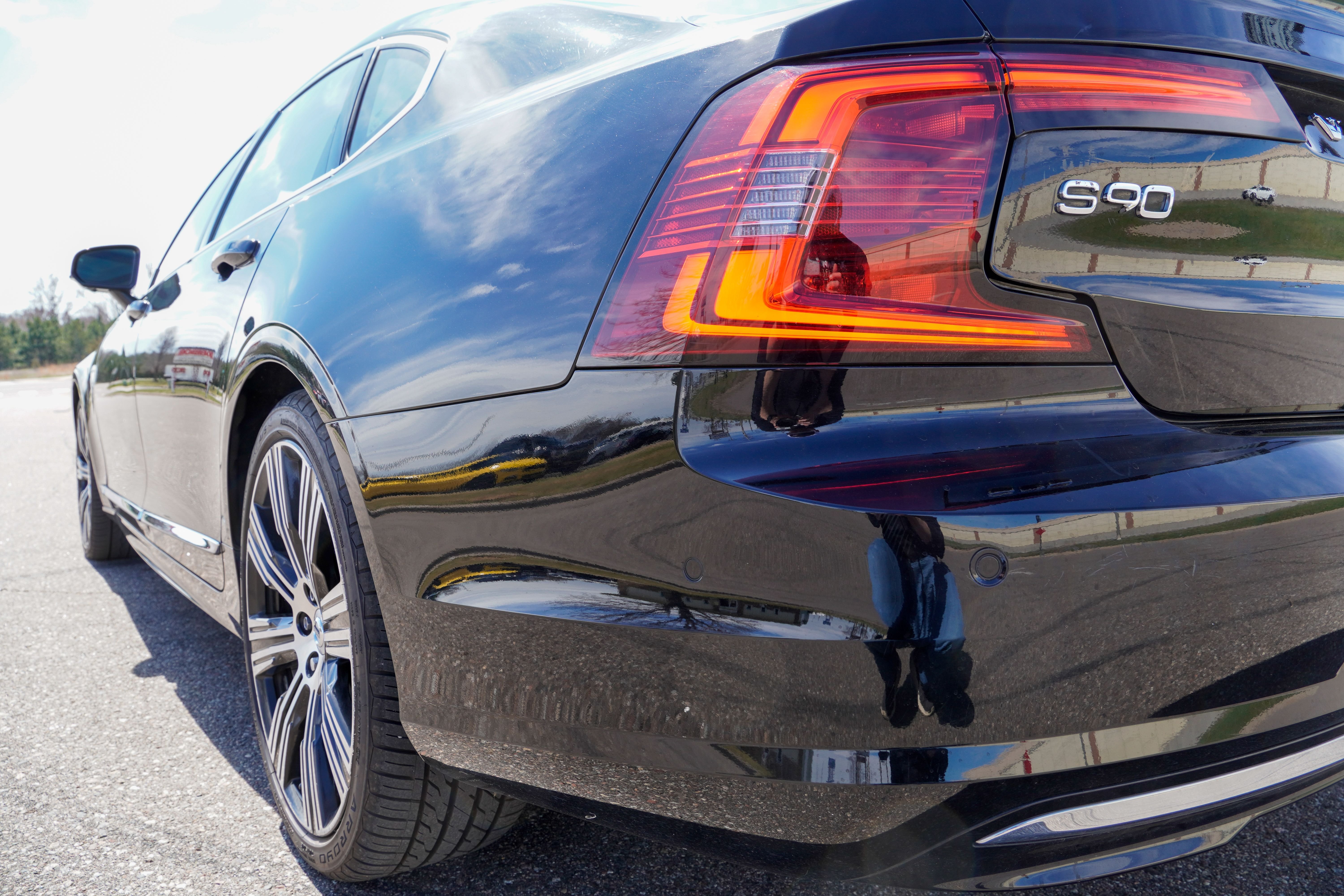 2023 Volvo S90 Ultimate - Photo 29