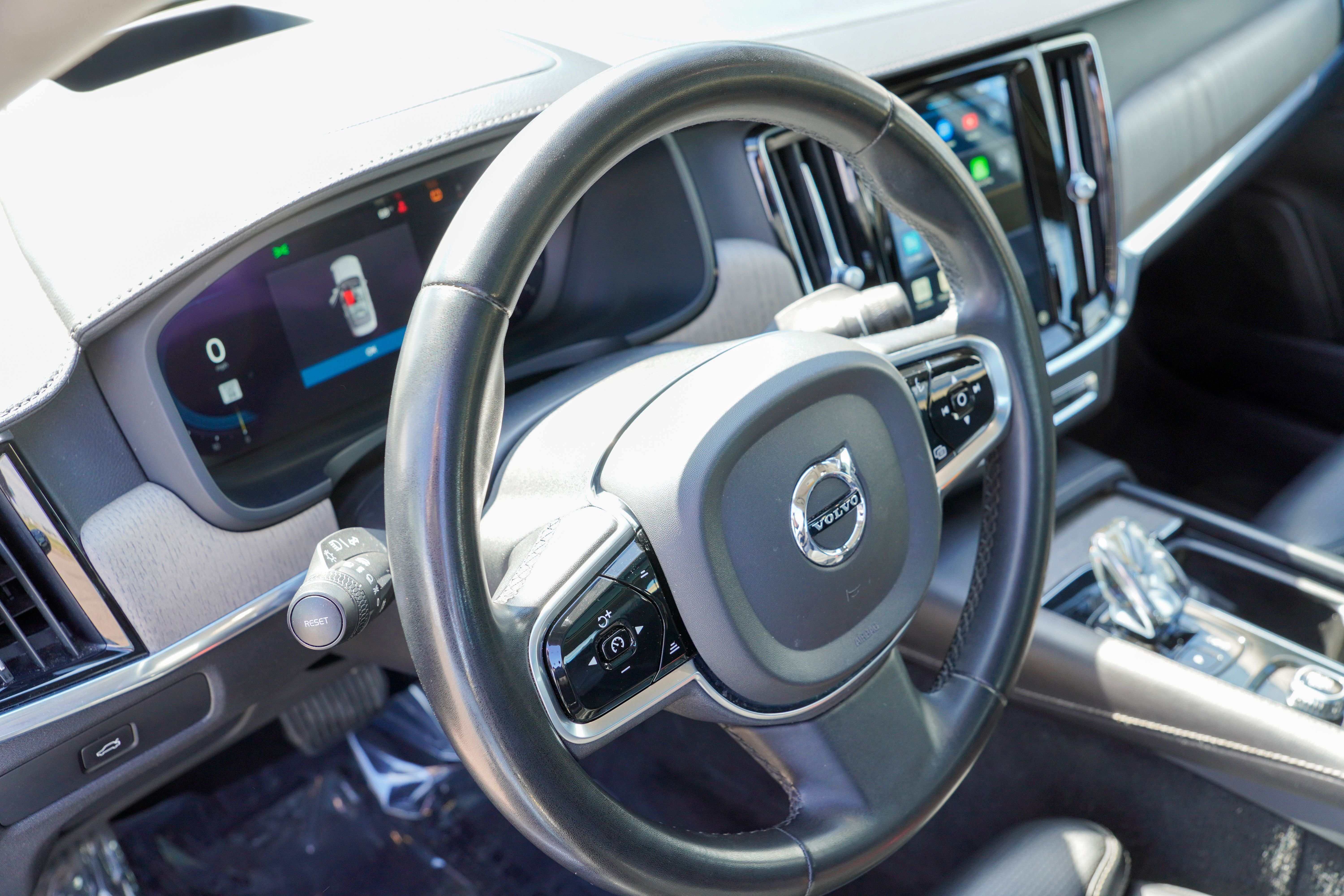 2023 Volvo S90 Ultimate - Photo 69