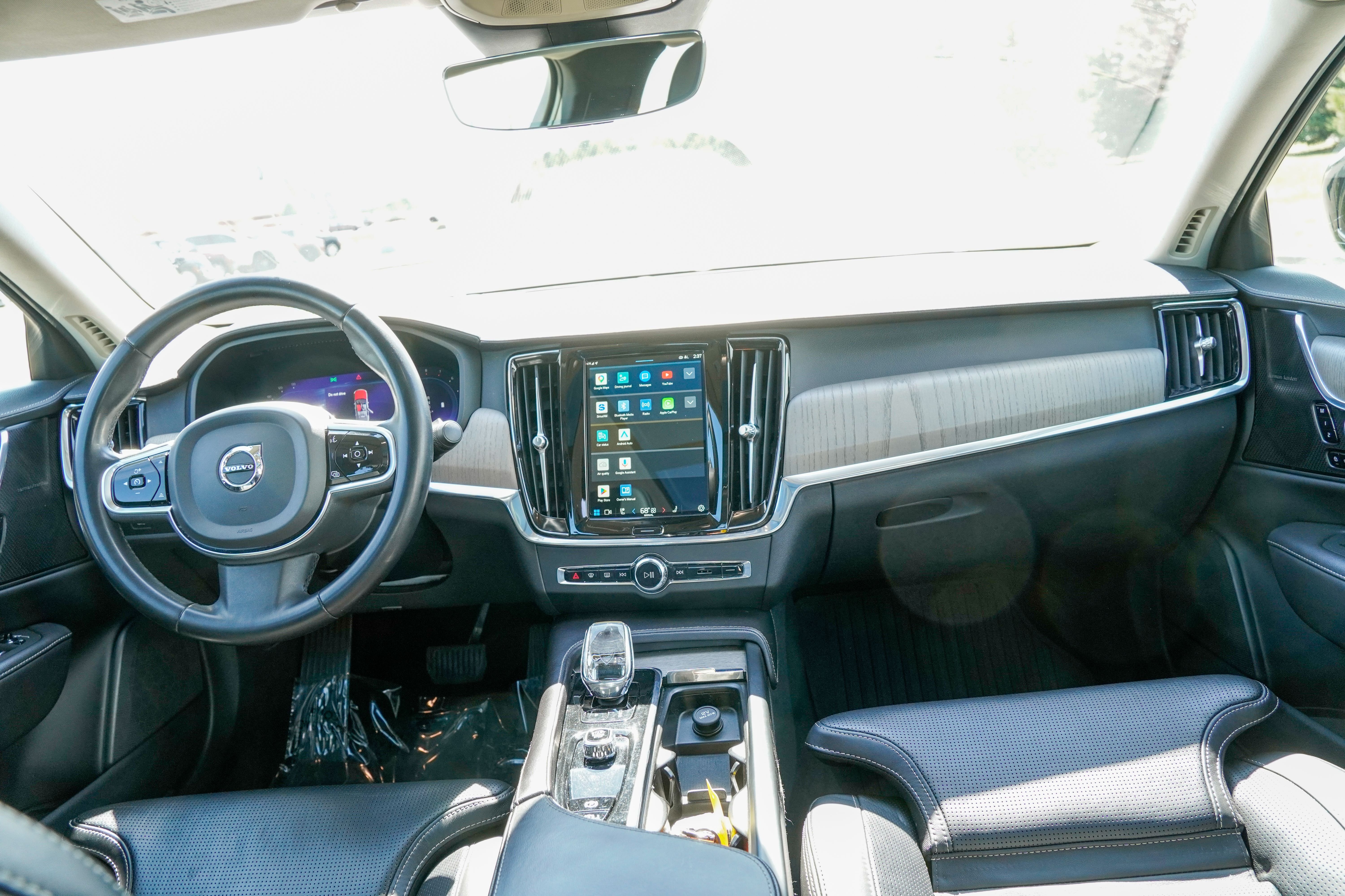 2023 Volvo S90 Ultimate - Photo 11