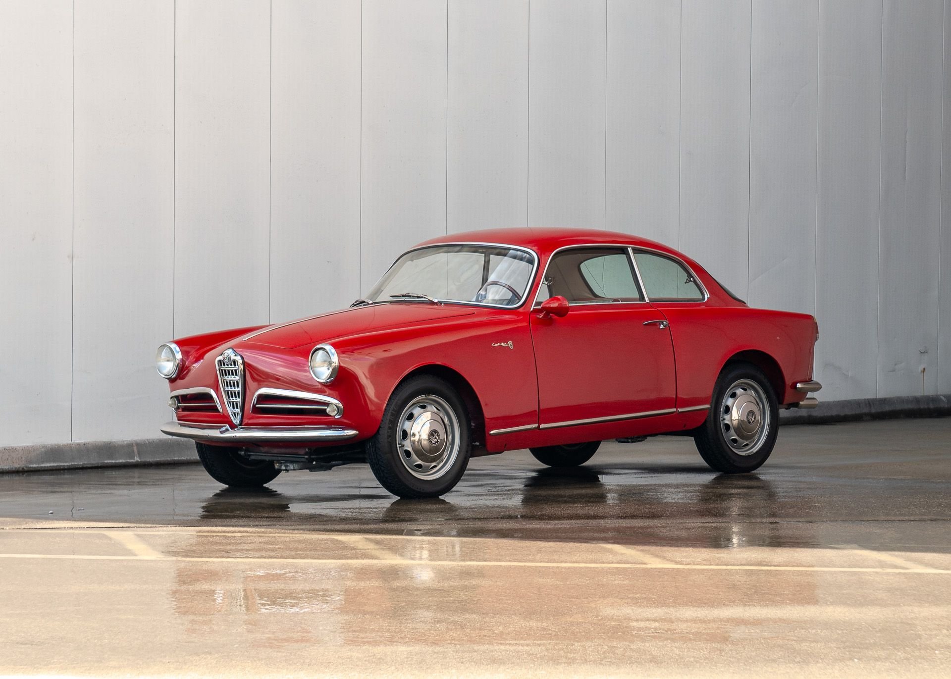 Alfa Romeo Giulietta Sprint スコットーイ1/50 1957 Alfa Romeo Giulietta Sprint | DriverSource : Fine Motorcars