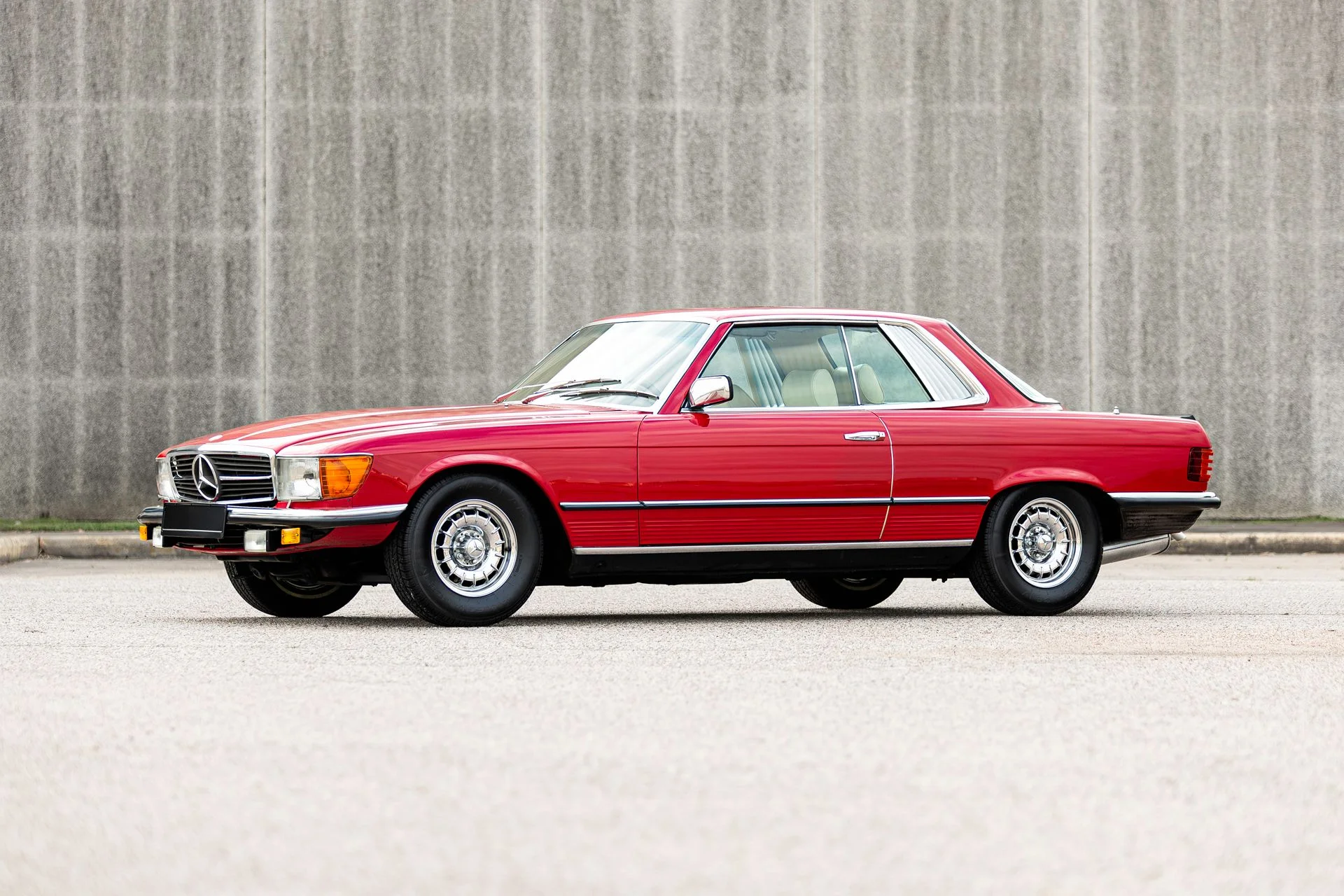Mercedes-Benz 500SLC