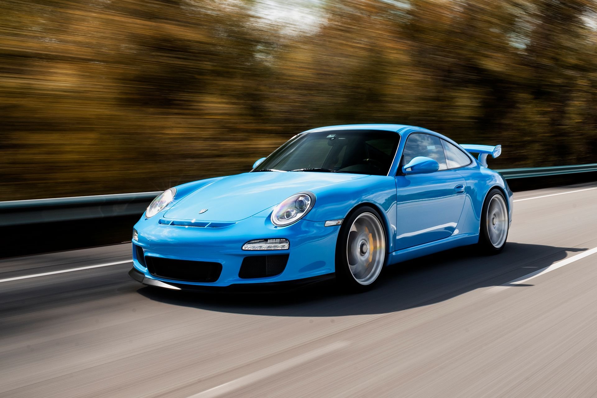 2011 Porsche 911 GT3, DriverSource : Fine Motorcars