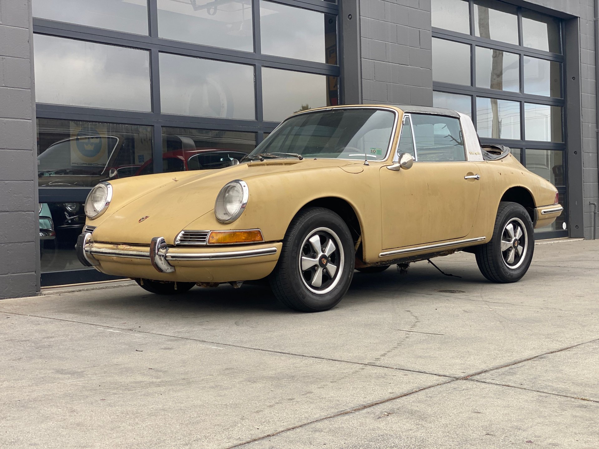 1967 Porsche 911 | European Collectibles