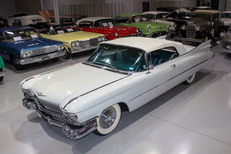 1959 Cadillac Series 62 Convertible 12