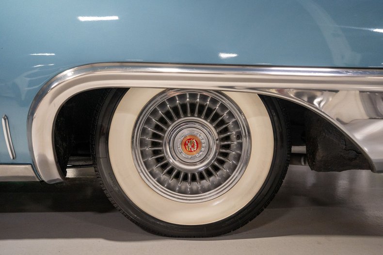 1958 Cadillac Eldorado Biarritz 40