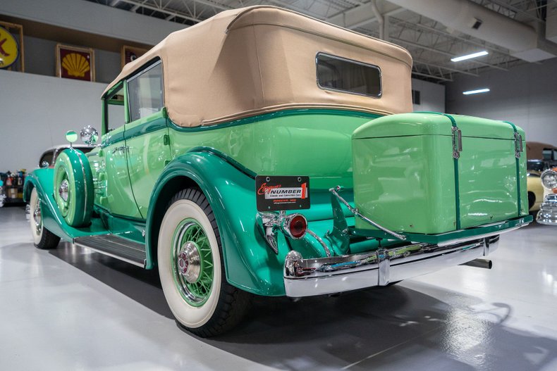 1934 Packard Twelve 32