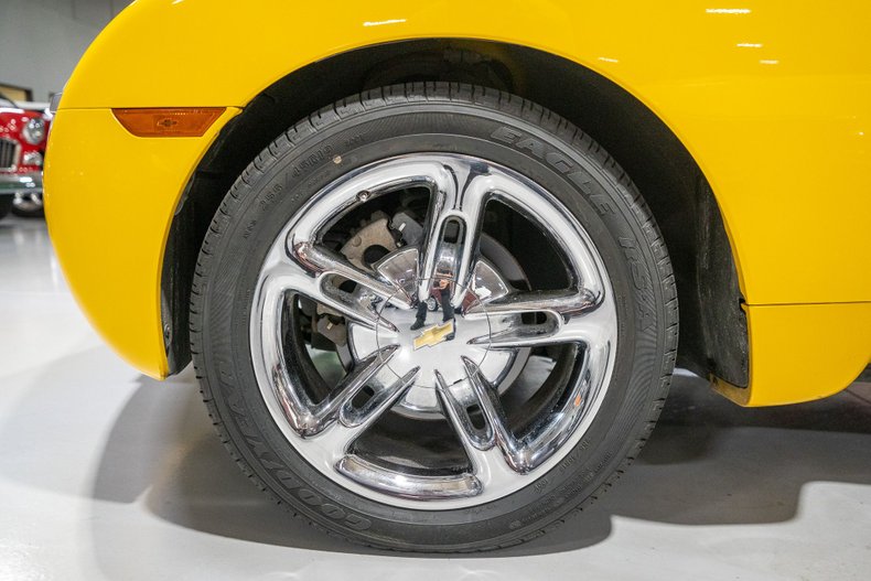2004 Chevrolet SSR 37