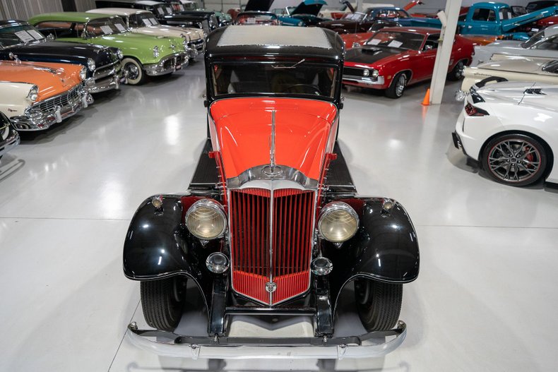1933 Packard Eight 5
