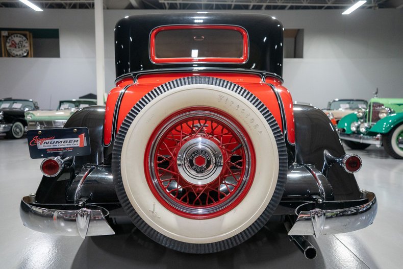 1933 Packard Eight 34