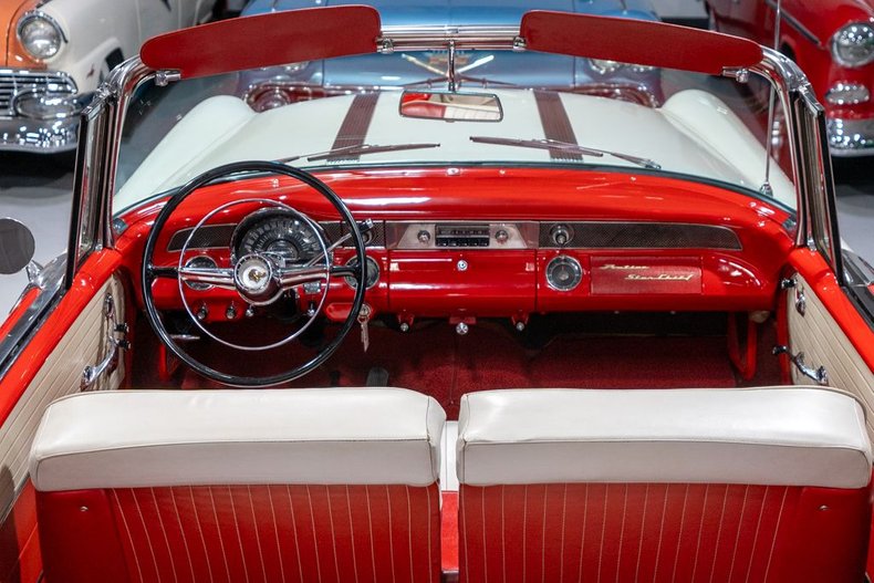 1955 Pontiac Star Chief 64