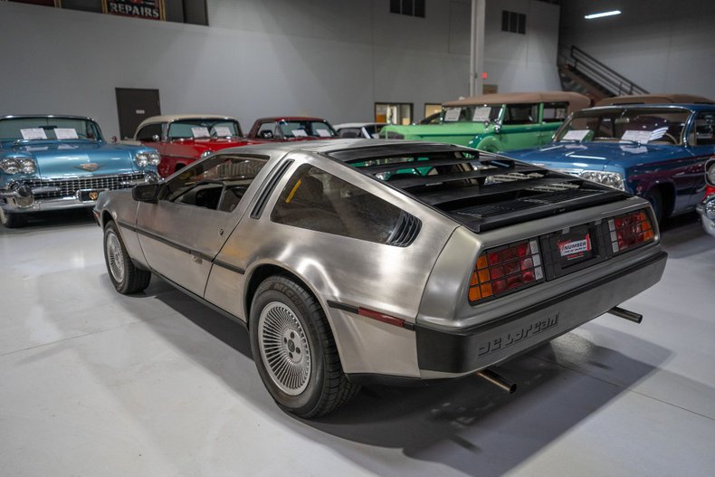 1981 DeLorean DMC-12 19