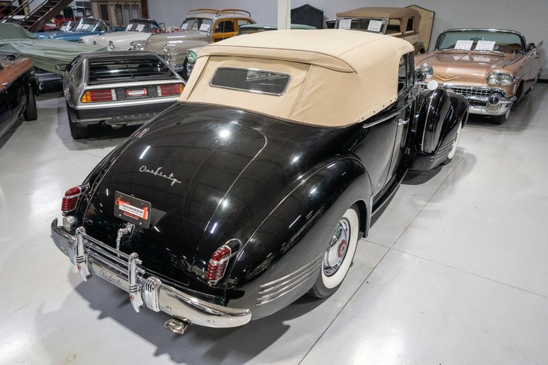 1942 Packard Eight Series 2021 Convertible Coupe 16