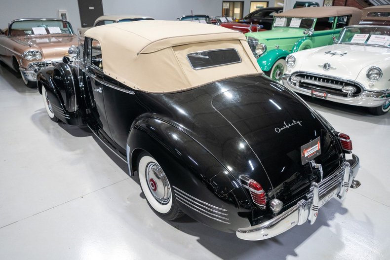 1942 Packard Eight Series 2021 Convertible Coupe 18