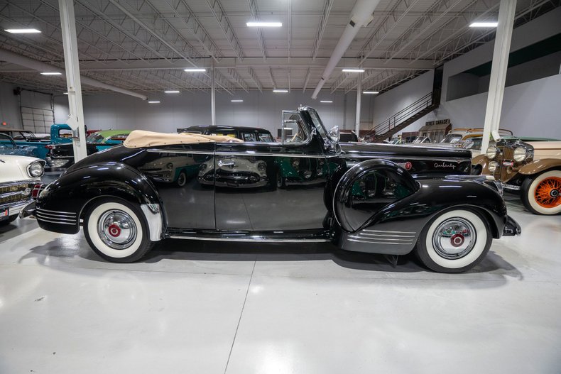 1942 Packard Eight Series 2021 Convertible Coupe 23