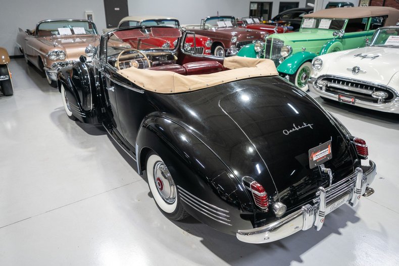 1942 Packard Eight Series 2021 Convertible Coupe 10
