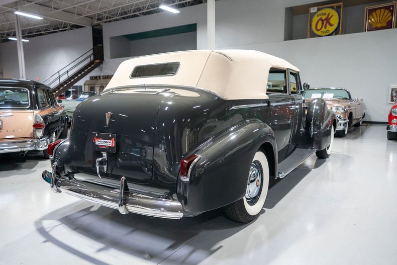 1940 Cadillac Series 75 17