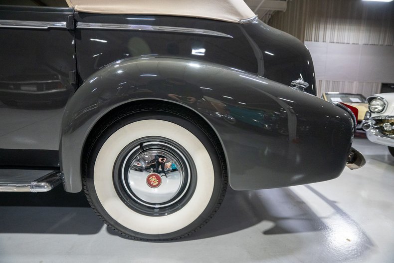 1940 Cadillac Series 75 23