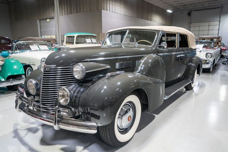1940 Cadillac Series 75 13