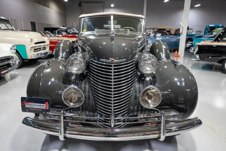 1940 Cadillac Series 75 14
