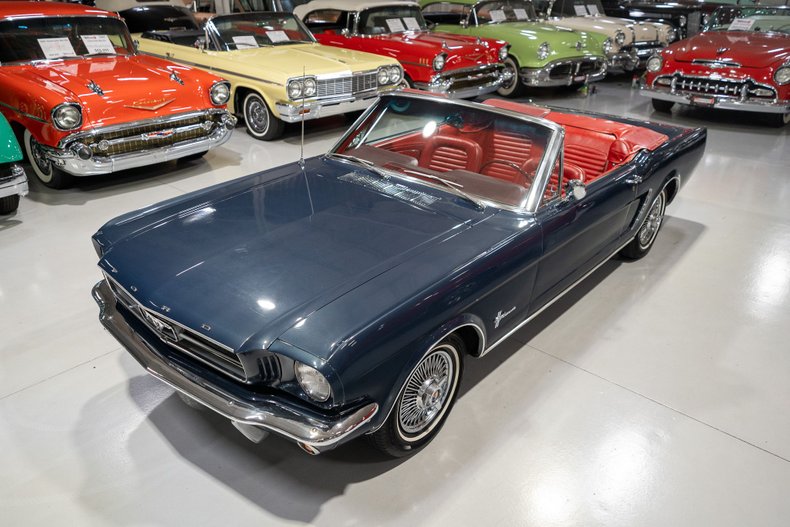 1965 Ford Mustang Convertible 4