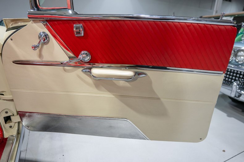 1957 Pontiac Bonneville Convertible 61