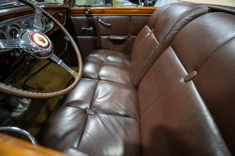 1937 Packard Twelve 55