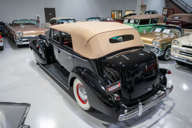 1936 Cadillac Series 85 V-12 11
