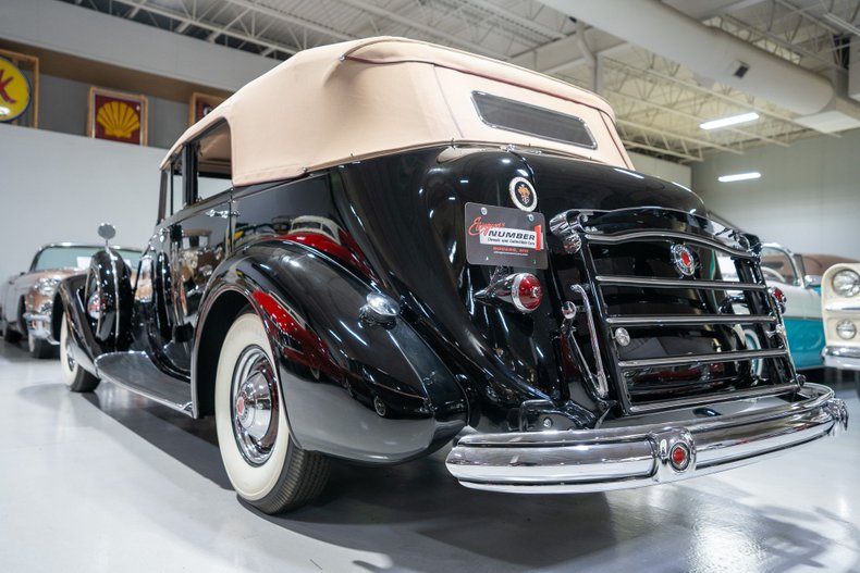1937 Packard Super Eight Convertible Sedan 36