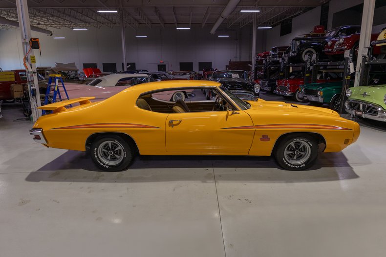 1970 Pontiac GTO 19