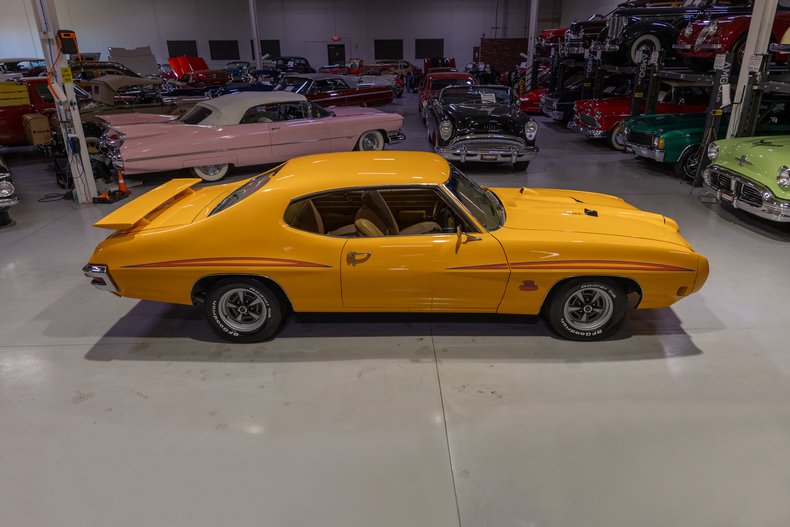 1970 Pontiac GTO 11