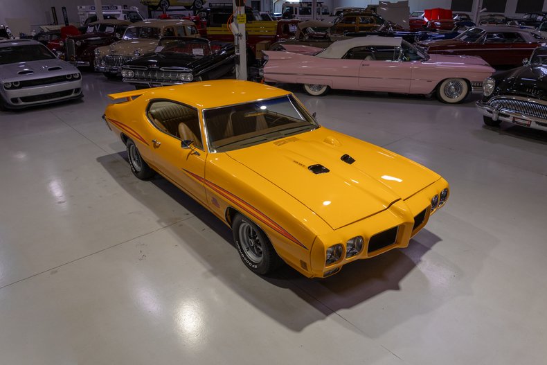 1970 Pontiac GTO 10