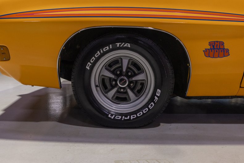 1970 Pontiac GTO 25