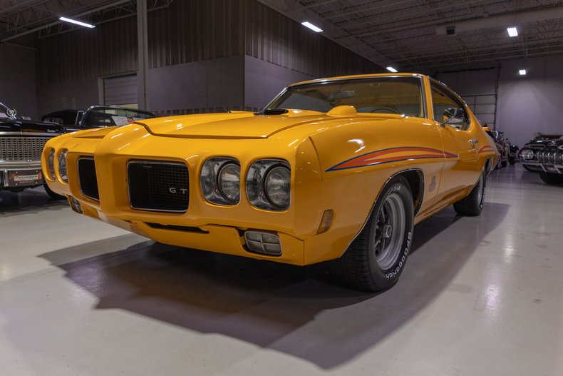 1970 Pontiac GTO 32